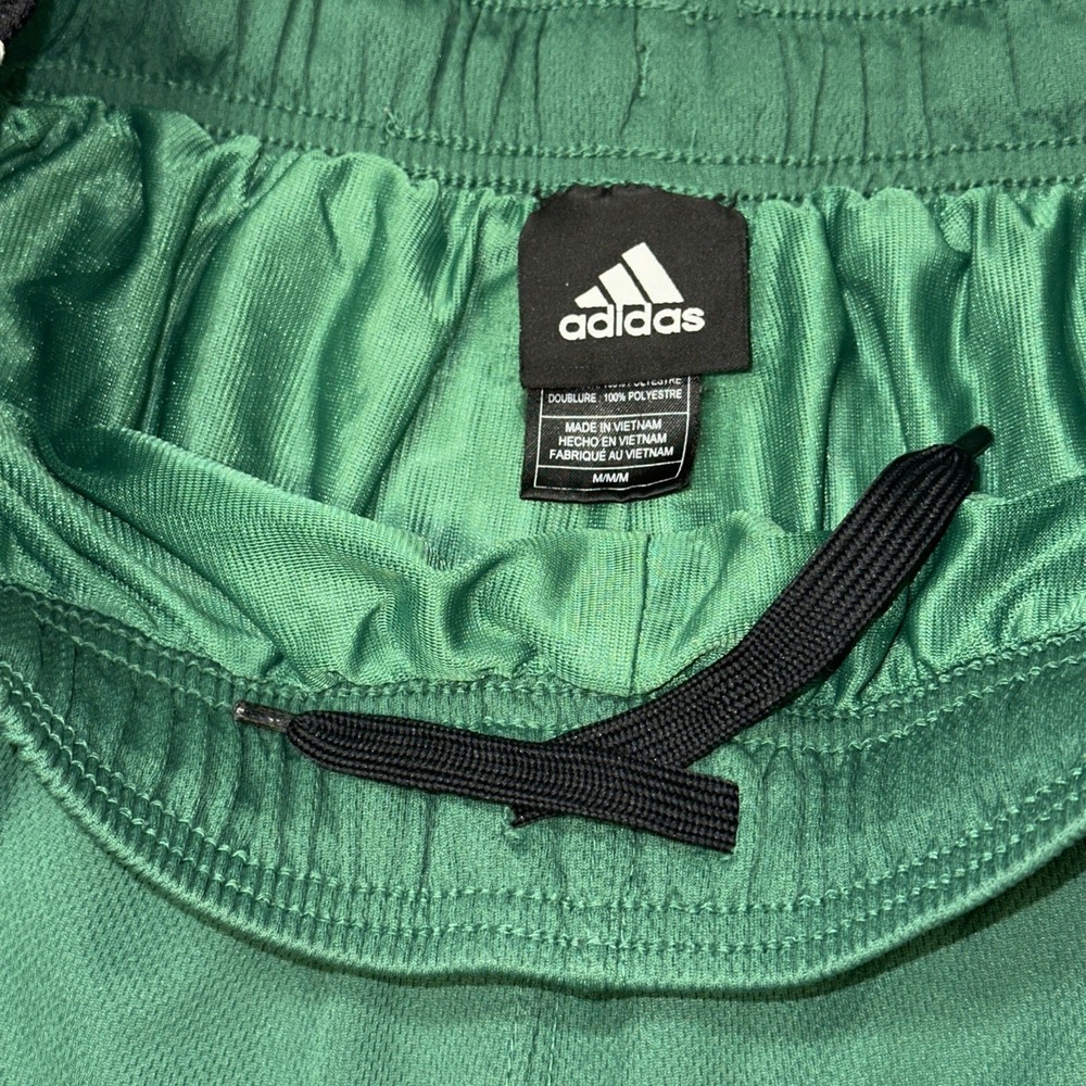Boston Celtics Shorts Mens M Swingman NBA Adidas Basketball Shamrock Green Black - Picture 7 of 11